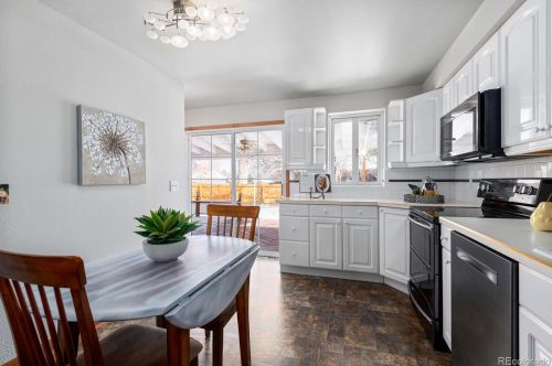 1522 Cody St, Denver CO 80232-6655 exterior