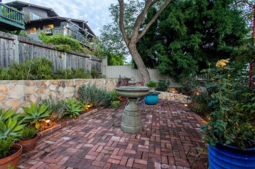 1930 Emerson Ave, Santa Barbara CA 93103-1919 exterior