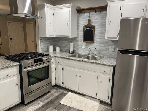 1600 Villa Ln, Bullhead City AZ  86442-7015 exterior