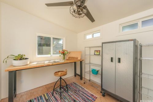 5335 El Camile Ave, Oakland CA  exterior