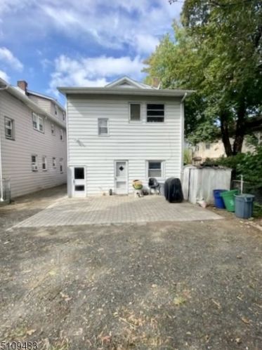 642 Passaic Ave, Nutley, NJ 07110-1234