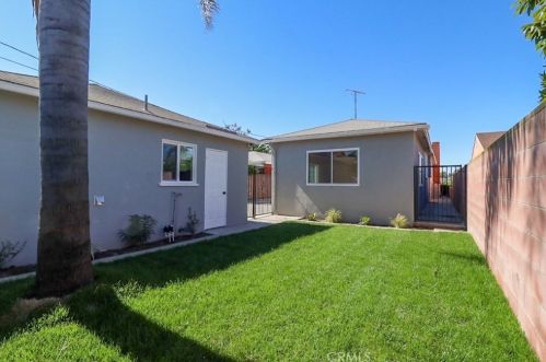 1320 64th St, Long Beach CA 90805-2538 exterior