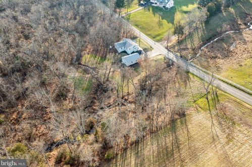 160 Metka Rd, Collegeville PA  19473-1632 exterior