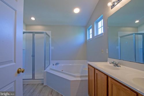 244 Kentland Ave, Dover DE  19901-5292 exterior