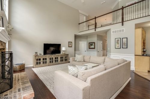 16 Neshanic Dr, East Amwell Township NJ  08551-1844 exterior