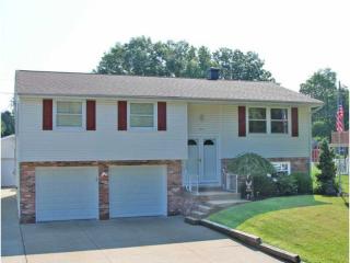 5445 Lucky Ln, Erie, PA 16509-3038