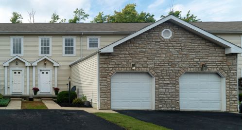 665 Faith Ann Dr, Pataskala, OH 43062-7048