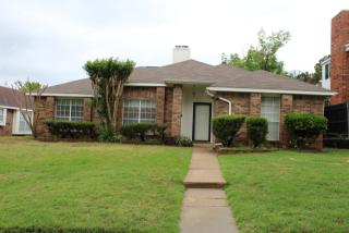 3805 Silver Maple Dr, Carrollton TX  75007-1039 exterior