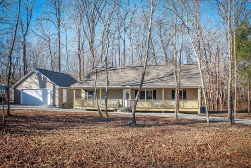 779 Hopkins Ln, Winchester, TN 37398-3814