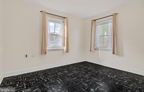 2006 Carlisle Rd, Camp Hill PA  17011-6103 exterior