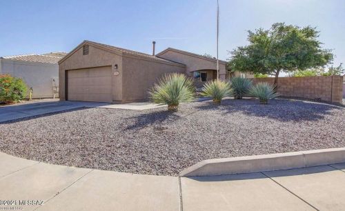 8396 Camino Sierra Rincon, Tucson, AZ 85747-5166