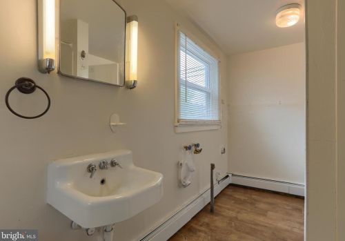 23 Rosanna St, Hummelstown PA  17036-1521 exterior