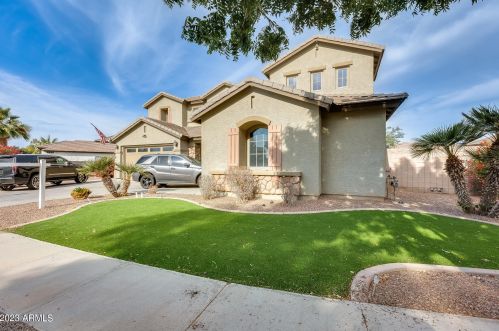 8500 Nicolet Ave, Glendale, AZ 85305-6954