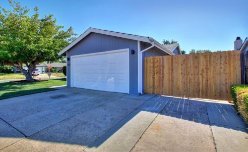 7221 Windjammer Way, Citrus Heights CA  95621-3440 exterior