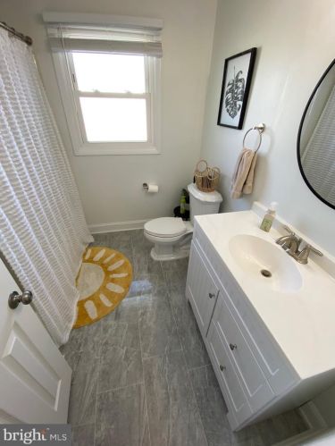 26 Auburn Dr, New Castle DE 19720-2305 exterior