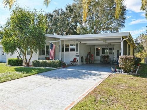 3514 Manatee Rd, Tavares, FL 32778-5168