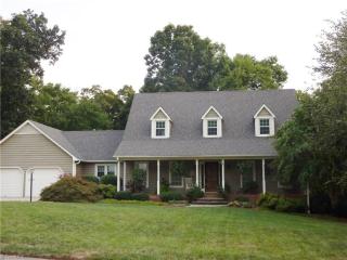 6360 Lamshire Rd, Kernersville, NC 27284-9319
