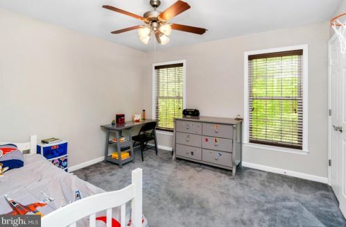 60 Kinsley Ln, Fredericksburg VA  22406-4089 exterior