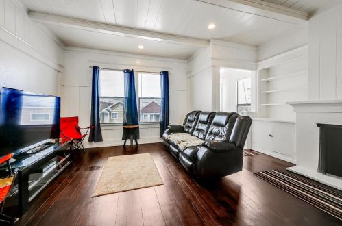 745 Bellevue Ave, Daly City CA  94014-1137 exterior