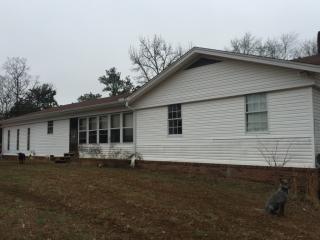 1004 Joe Tillman Rd, Decaturville, TN 38329-4604