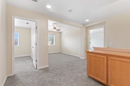 2228 Clock Tower Ct, Riverbank CA  95367-9427 exterior