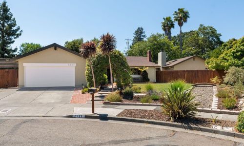 2323 Tucker Ct, Santa Rosa, CA 95403-2374