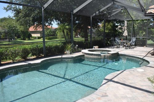 2632 Grand Lakeside Dr, Palm Harbor, FL 34684-1050