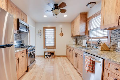 1903 29 St, Kenosha WI 53144-1664 exterior