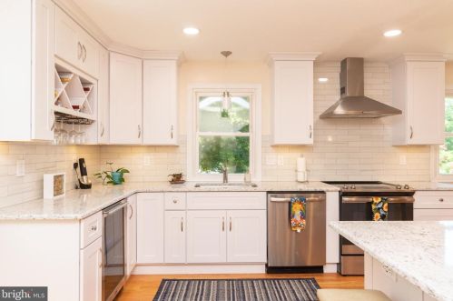 237 Forrestal Dr, Bear DE  19701-1642 exterior