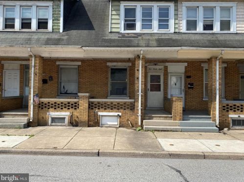 538 Front St, Harrisburg, PA 17113-2125