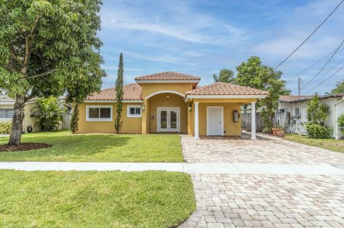 947 Nautilus Isle, Dania Beach FL  33004-2356 exterior