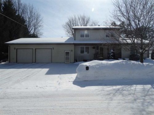 516 4th Ave, Ludlow, IA 52172-2123