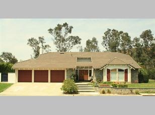 7 Los Coyotes Dr, Pomona, CA 91766-4711