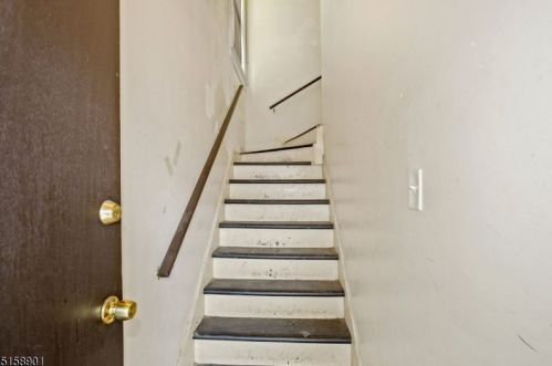 721 18 Ave, Irvington NJ 07111-3712 exterior