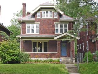 664 Linwood Ave, Columbus, OH 43205-2859