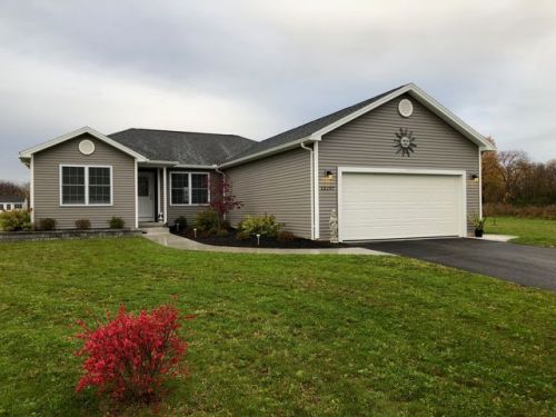 13297 Bullis Rd, Townline, NY 14004-9485