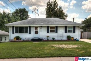 7721 Grover St, Omaha, NE 68124-4024