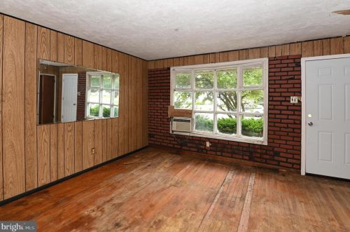 305 Carnegie Ave, Wenonah NJ  08090-1411 exterior