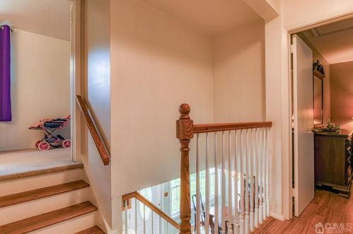 29 Stratford Rd, East Brunswick NJ  08816-2019 exterior