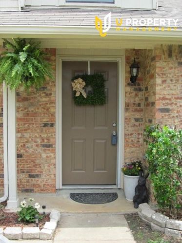 15 Crockett Ct, Allen, TX 75002-4153