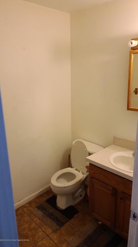 138 Rdg Ave, Tinton Falls NJ 07712-6745 exterior