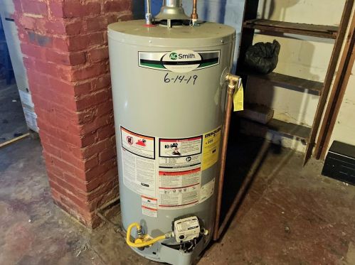 524 Moody Ave, New Castle PA  16105-2431 exterior