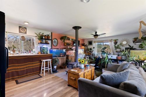 18801 Shafer Ranch Rd, Willits CA  95490-9642 exterior