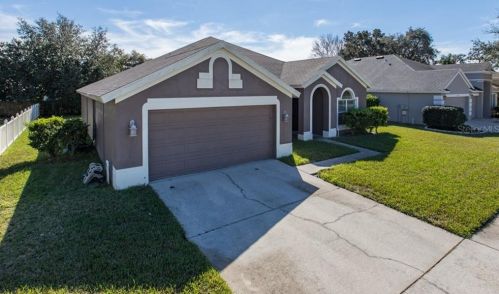 8652 Torchwood Dr, New Port Richey, FL 34655-5329