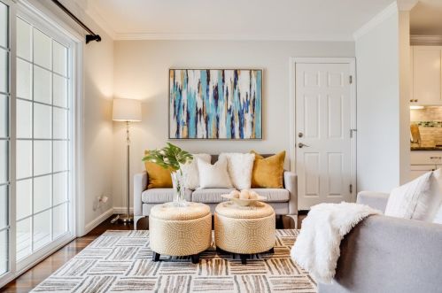 1009 Marsh Rd, Redwood City CA  94063-4431 exterior