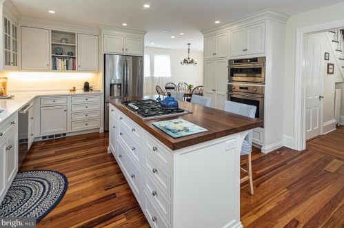 124 Mercer St, Princeton NJ 08540-4805 exterior