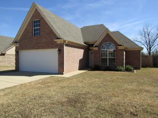 120 Clay Hill Dr, Somerville TN  38060-5246 exterior