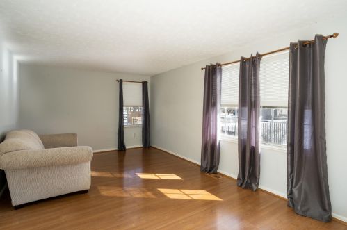 8322 Tamarack Dr, Florence, KY 41042-9272