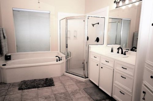 5514 Cherry Rdg Rd, Richmond TX  77406-9623 exterior