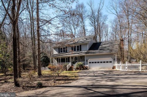 1813 Artillery Ridge Rd, Fredericksburg VA  22408-2502 exterior